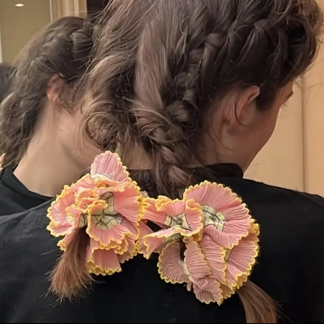 Large scrunchies