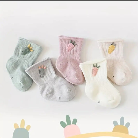 Baby socks - carrot